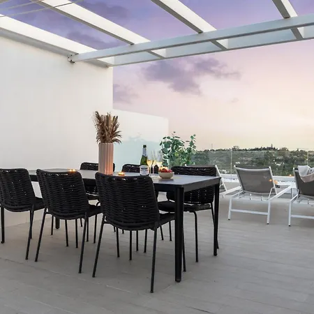 Oceana Townhouse *
